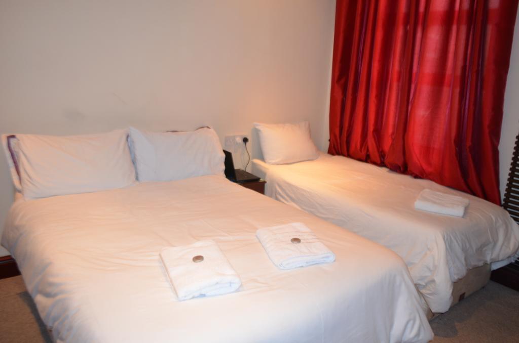 Lyndhurst Bed & Breakfast 2*