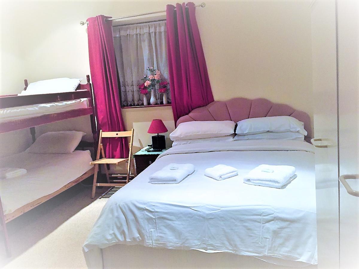 Lyndhurst Bed & Breakfast